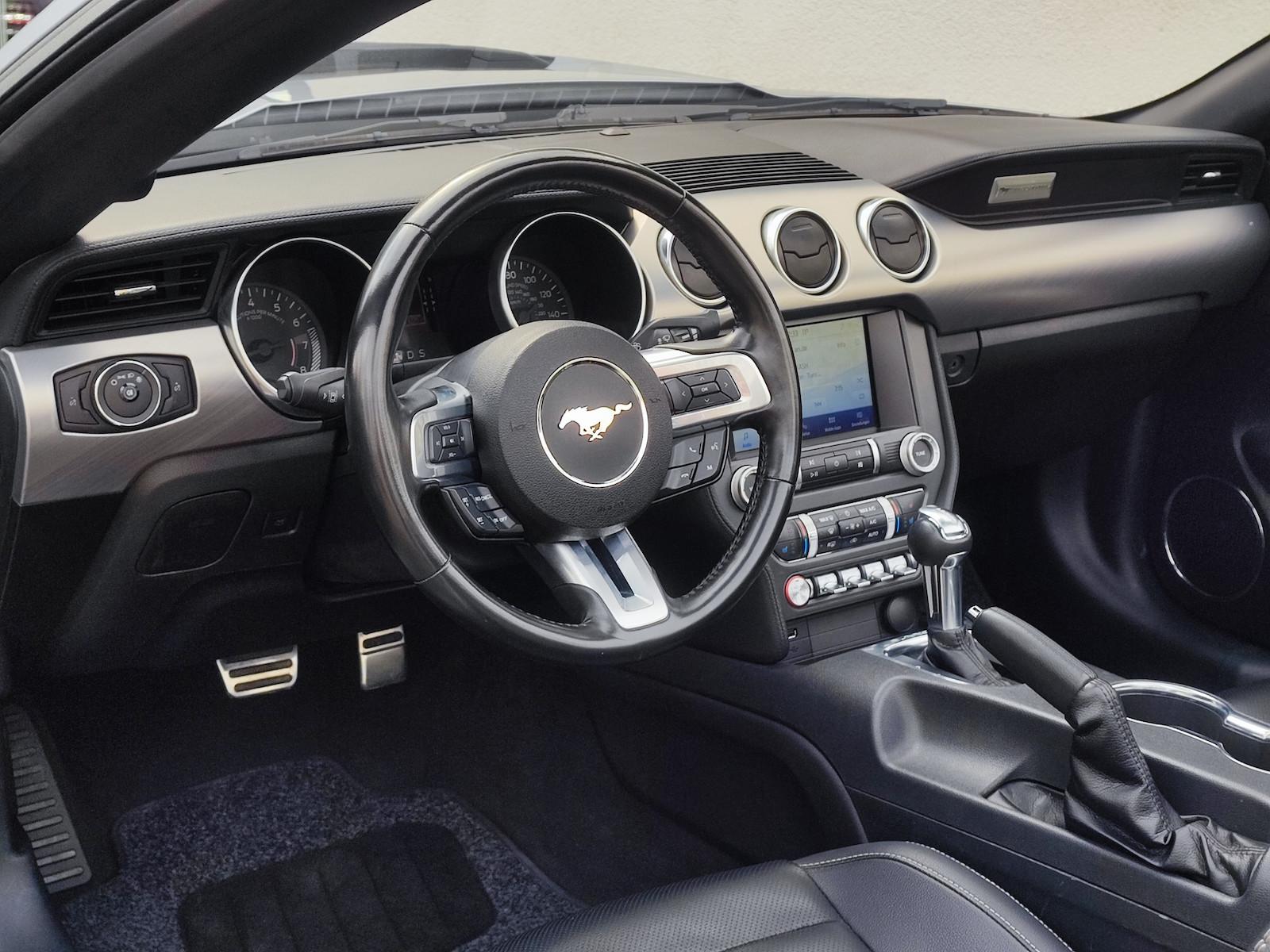 Ford Mustang Convertible 2.3 EcoBoost Premium|LED|LED