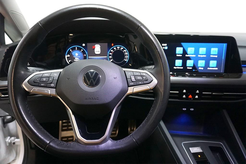 Volkswagen Golf 8 2.0TDI DSG Active Virtual AHK Navi LED, миниатюра 10
