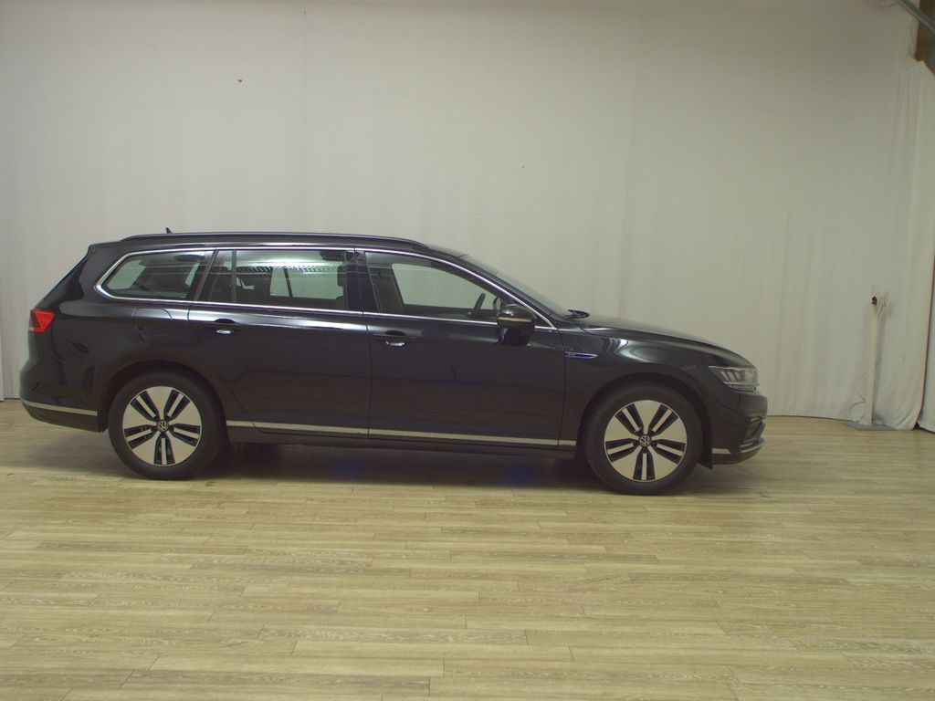 Image of Volkswagen Passat Variant