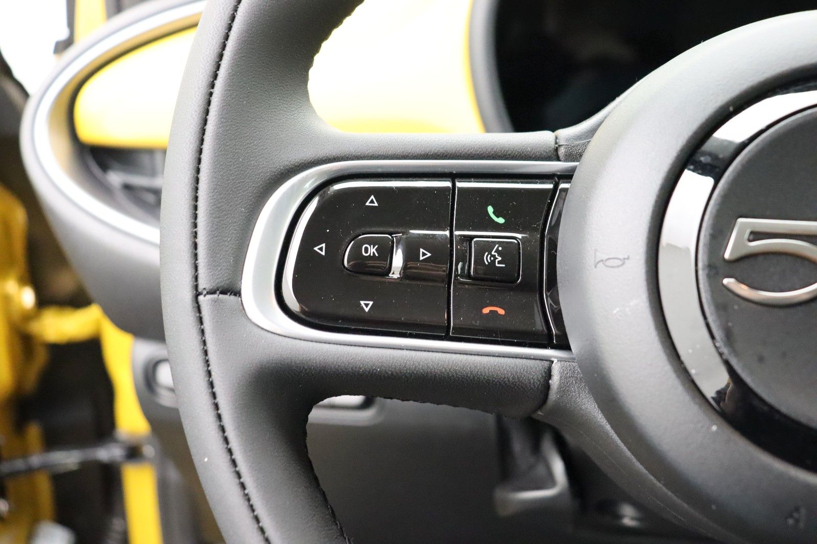 Fahrzeugabbildung Fiat 500 1.0 FireFly Hybrid Torino