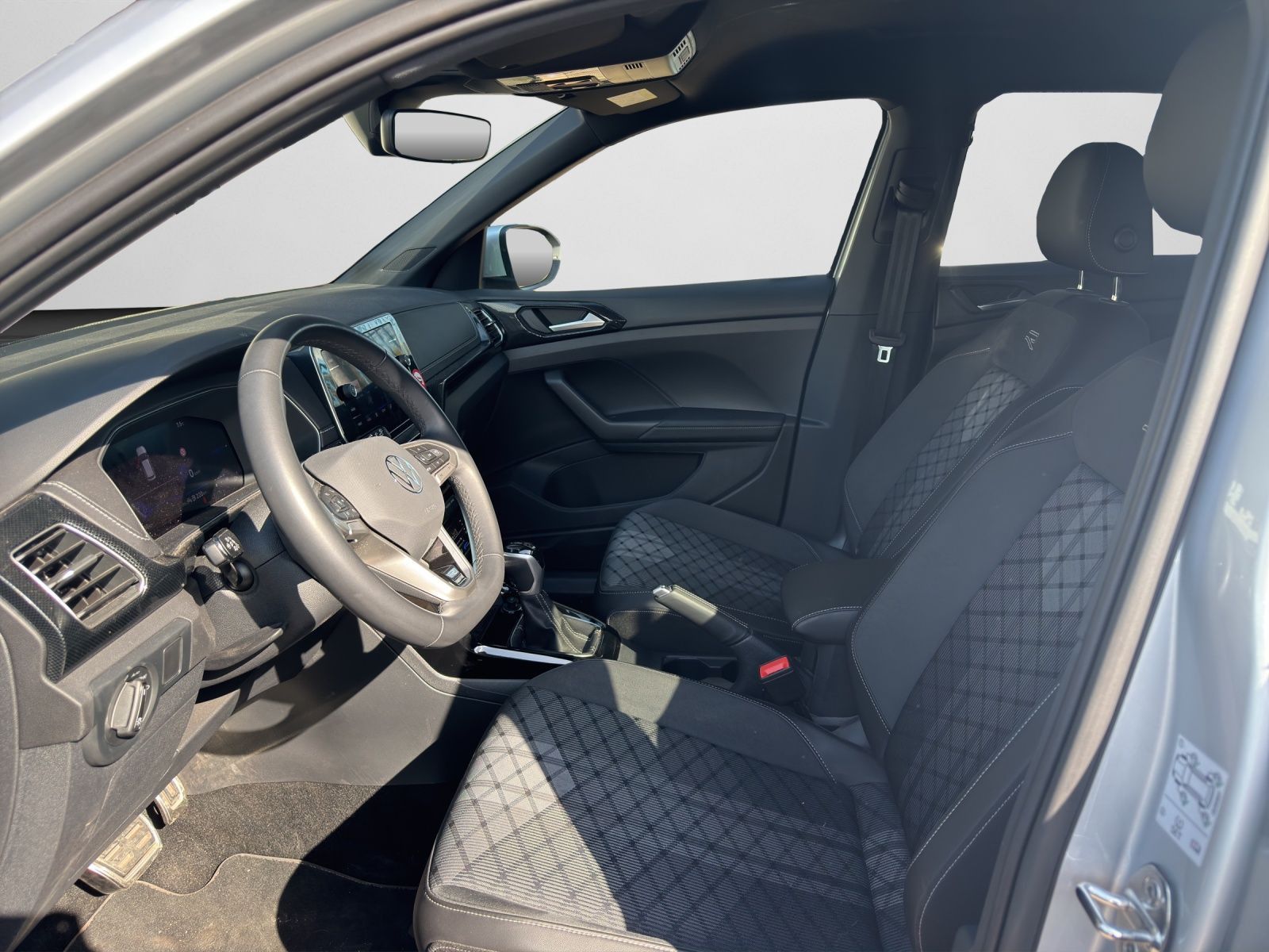 Volkswagen T-Cross - Bild 14