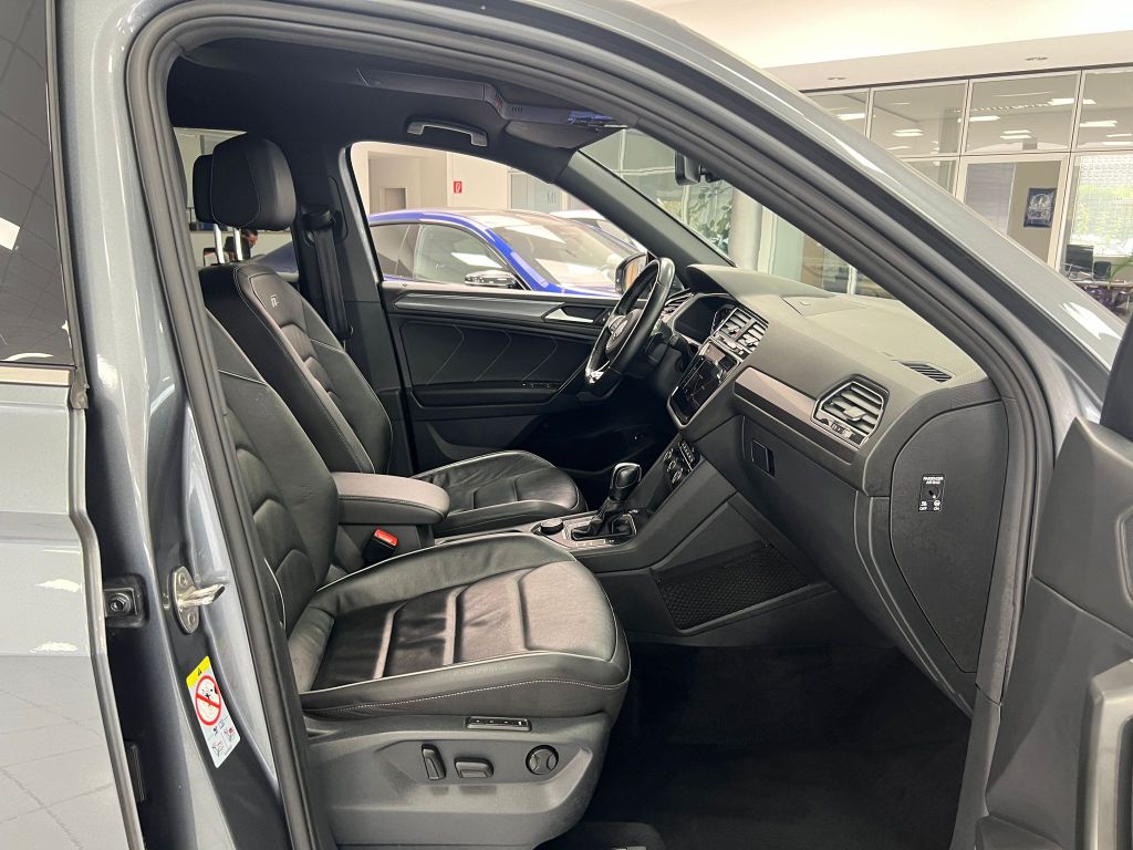 Volkswagen Tiguan Allspace 2.0TDI Highline 4Mo.*R-Line*ACC*