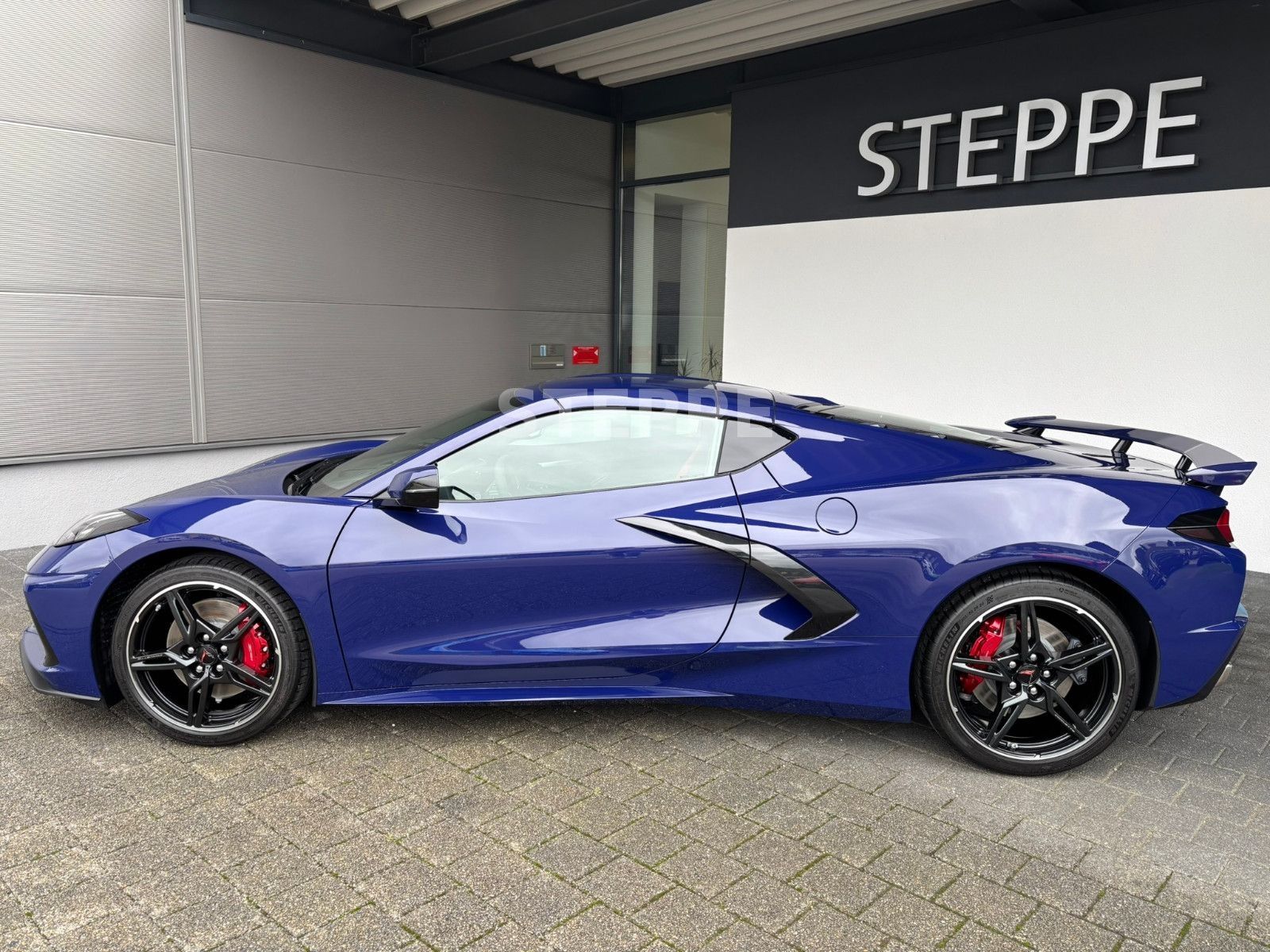 Corvette C8 Stingray Coupe 2025 3LT EUModell STEPPE
