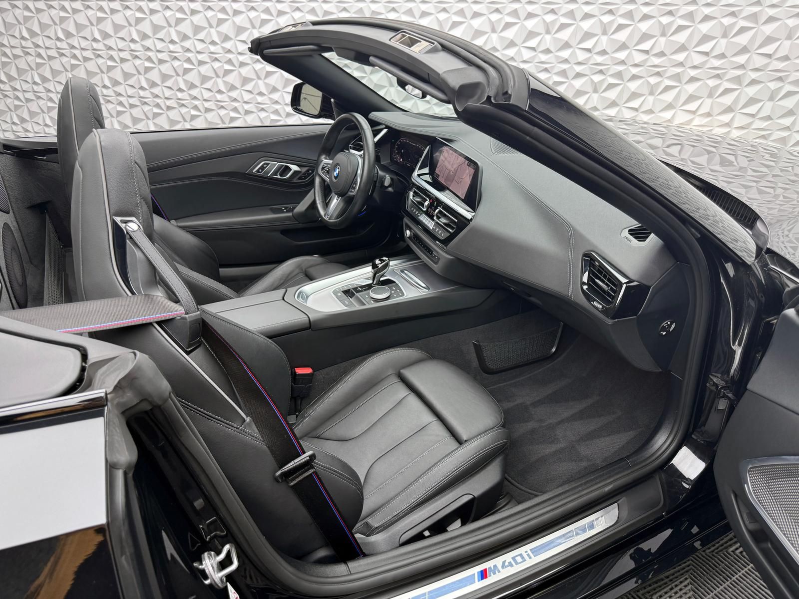 Fahrzeugabbildung BMW M40i M-PERFORMANCE/ACC/H&K/HUD/LIVE/DA+/RCAM/KEY