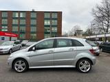 Mercedes-Benz B 160 / Automatik / Klima / Teilleder / Navi - gebrauchte Mercedes-Benz B 160 aus dem Jahr 2009