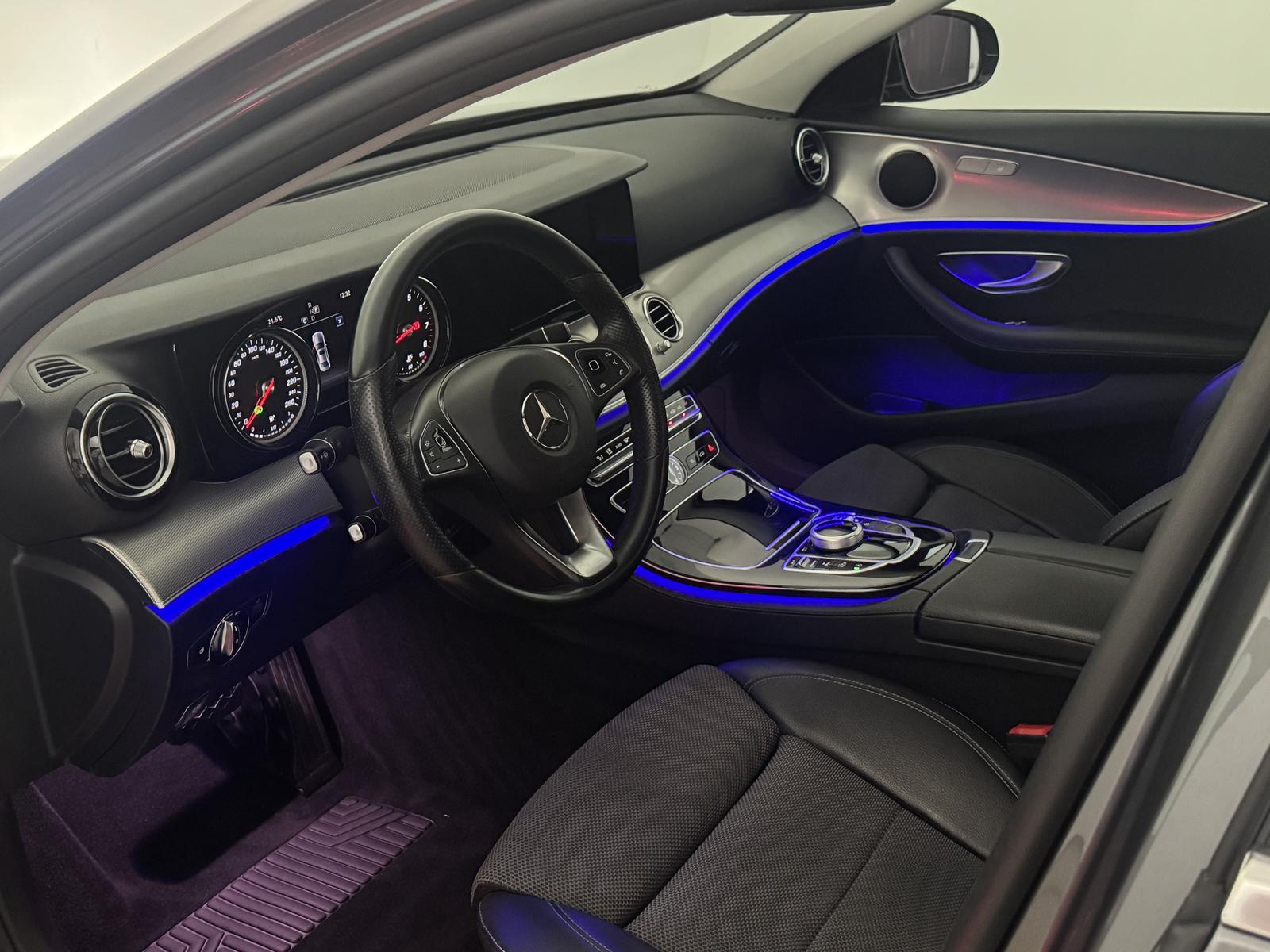 Mercedes-Benz E 200 CGI Exclusive Full LED Navi Kamera Keyfree