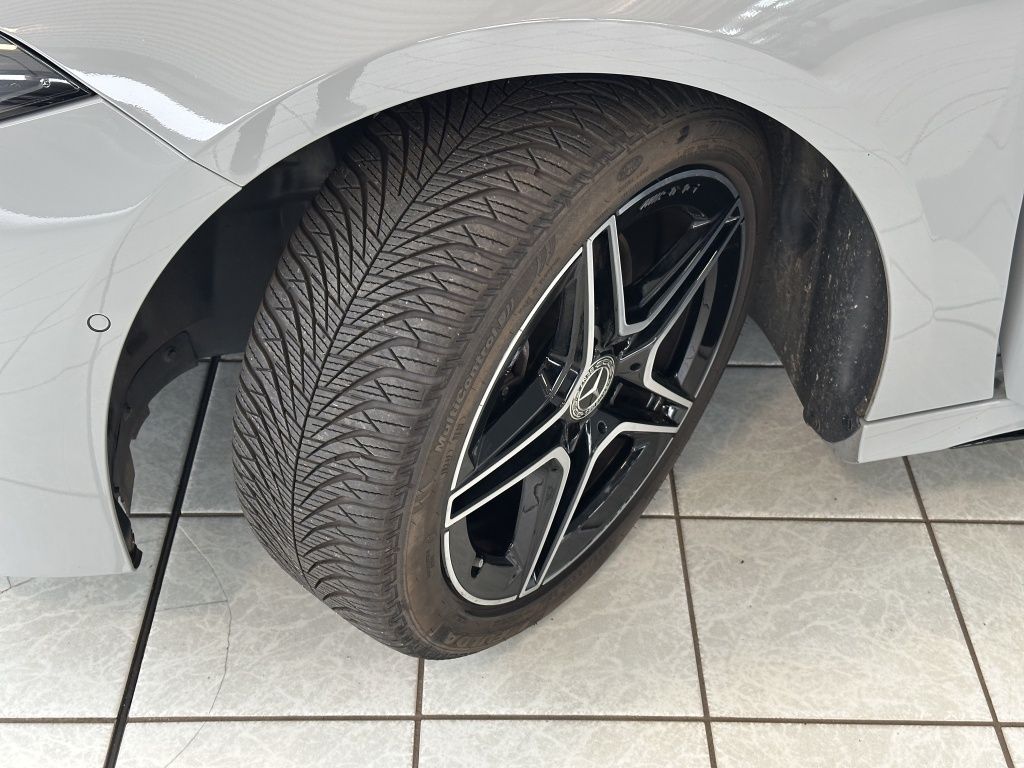 Fahrzeugabbildung Mercedes-Benz A 200 Kompaktlimousine AMG Line*Night Paket*LED