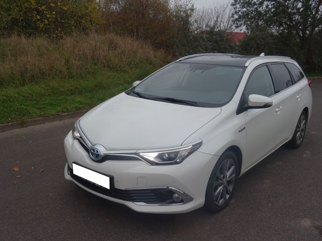 Toyota Auris Touring Sports Automatik Hybrid Leder Pano