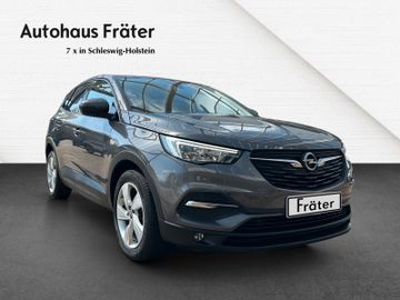 Fotografie des Opel Grandland (X) Grandland X 1.2 AHK Lenkradh. Allwetter LED