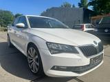 Skoda Superb Lim. Active, 6 Gang, 1. Hand - Skoda Superb: 1.6
