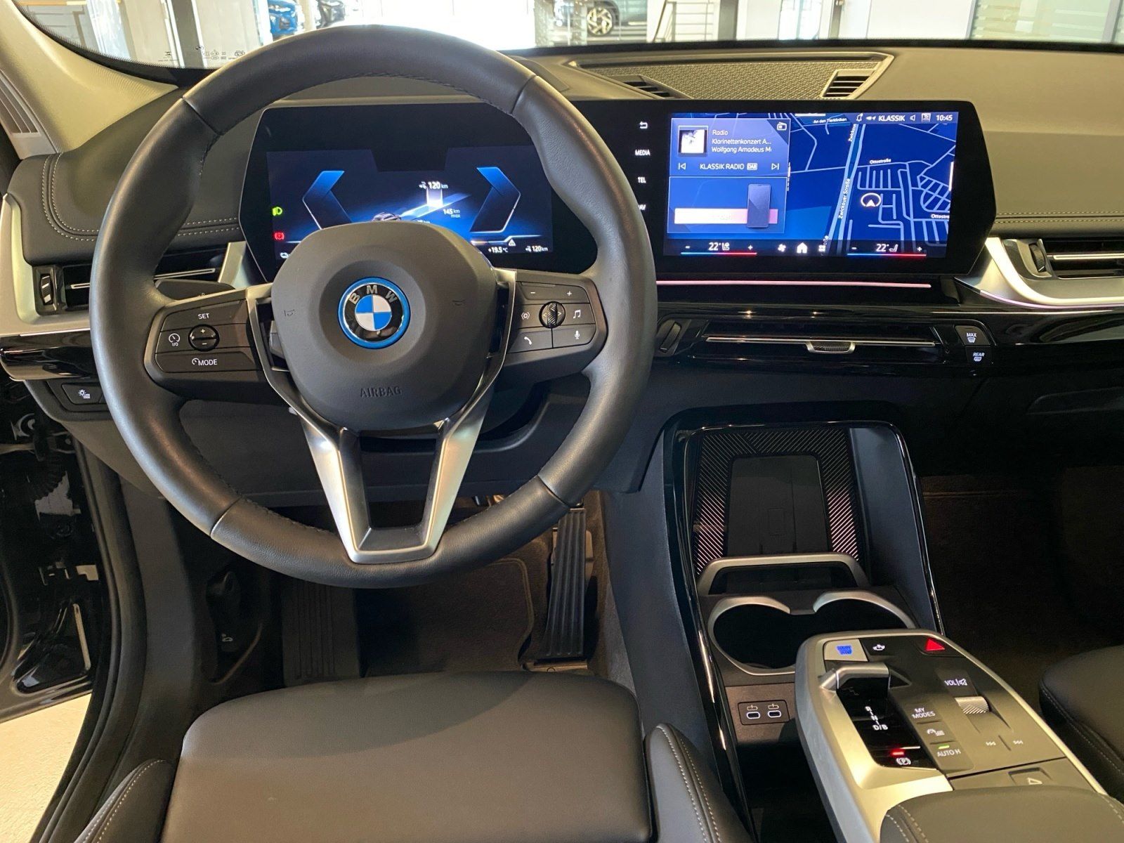 BMW iX1 - Bild 9