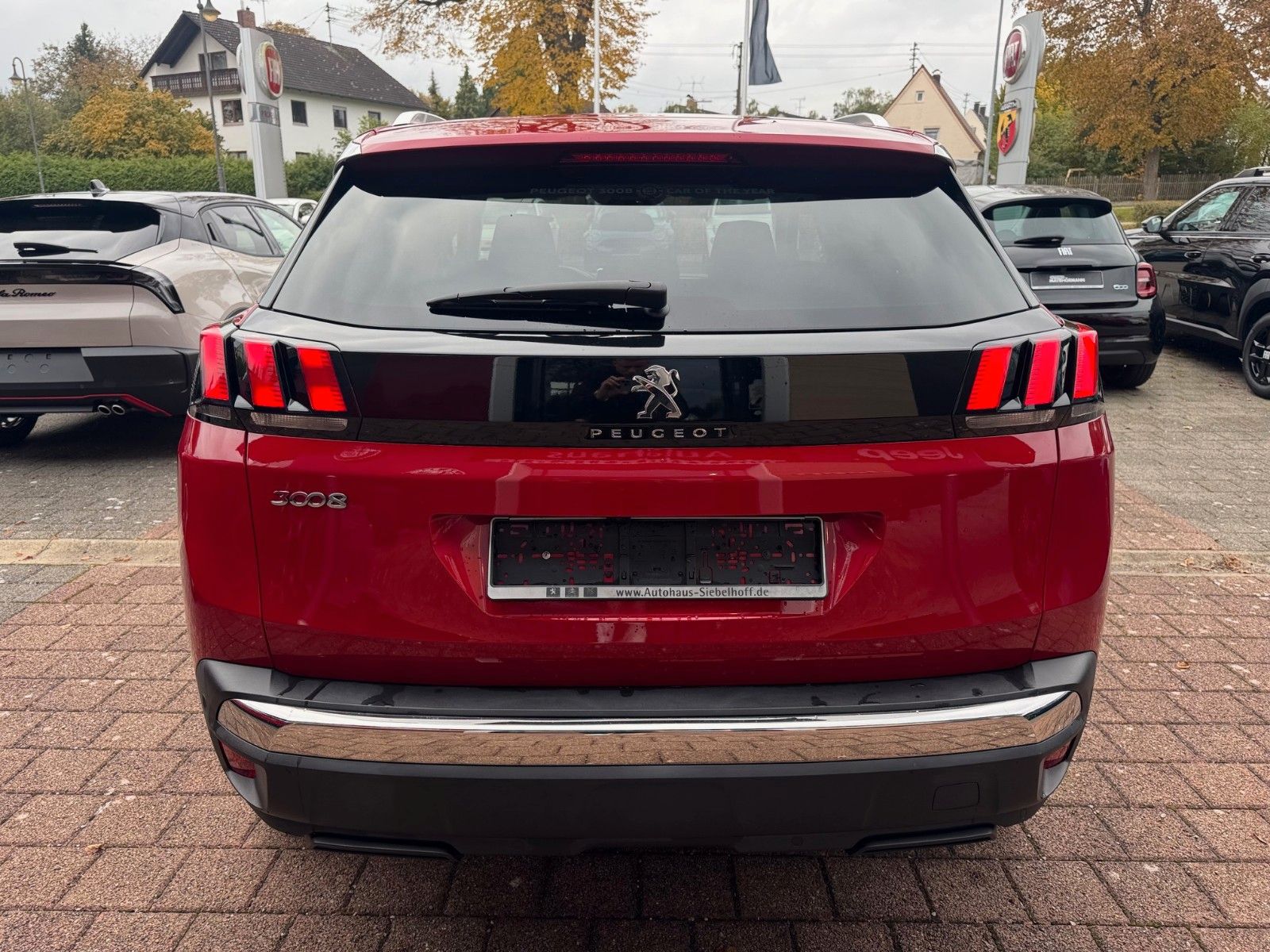Fahrzeugabbildung Peugeot 3008 Allure 165PS Panorama Navigation Checkheft