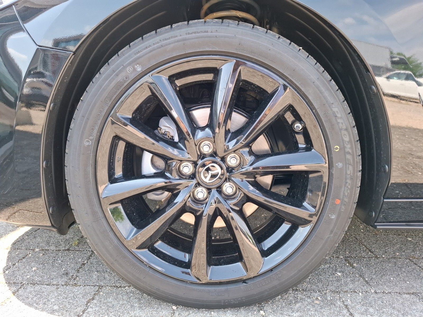 MAZDA 3 2.5 e-SKYACTIV G 140PS 6AT Homura - Image 15