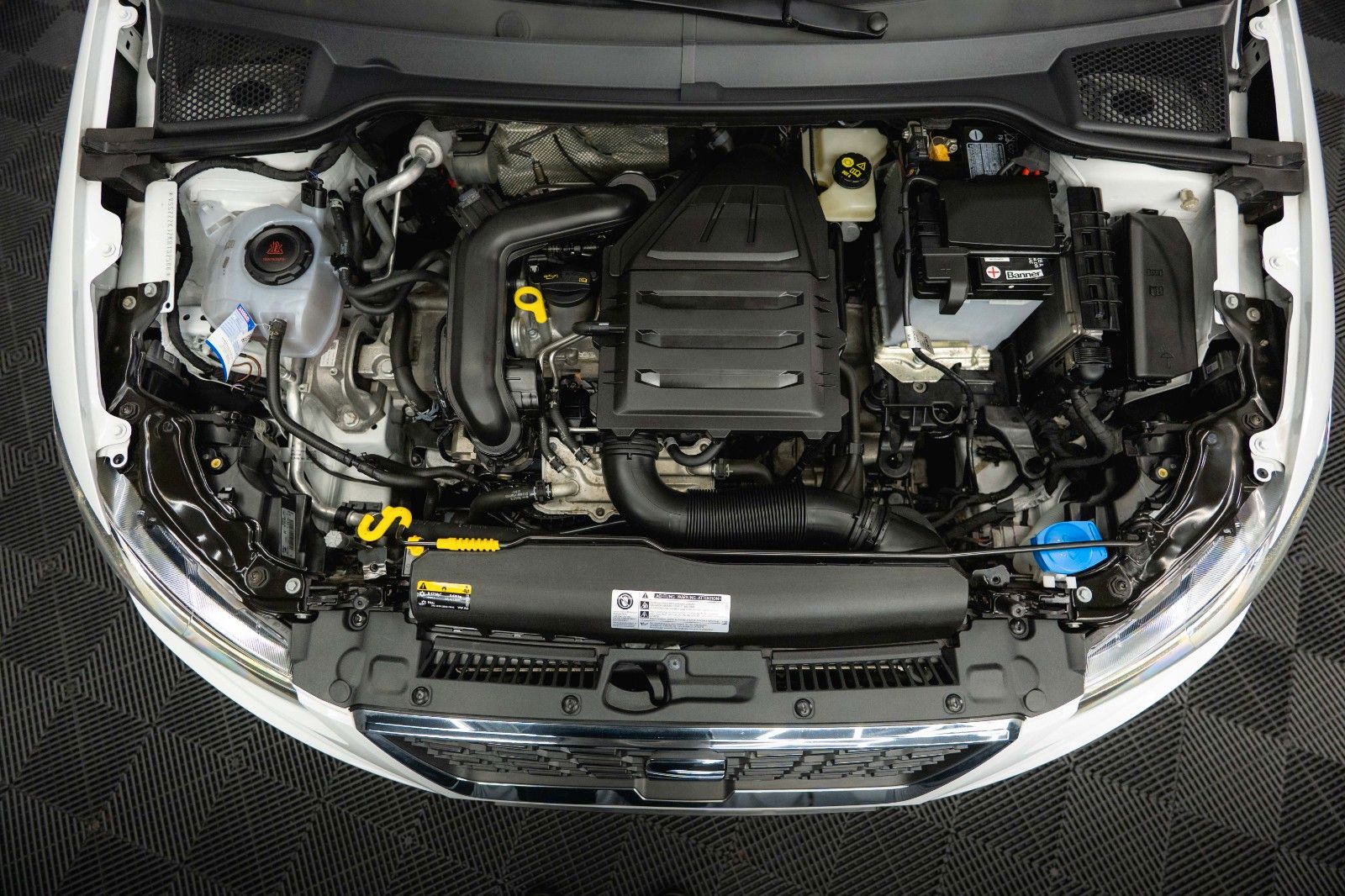 Fahrzeugabbildung SEAT Ibiza Xcellence Sport DSG *LED*Panorama*Kamera*