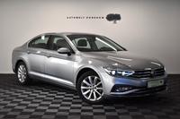 Volkswagen Passat Lim. Elegance *MATRIX *KAMERA *4x SHZ*ACC
