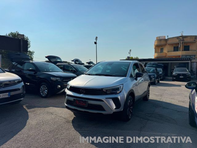 Opel OPEL Crossland 1.2 Benzina 130 CV Automatica imagem 2