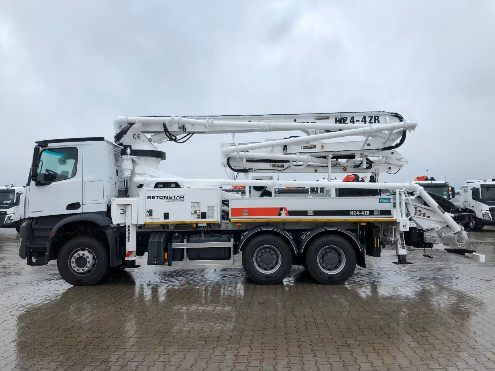 MAN TGS 35.440 8X4 W3H KIPPER + FASSI F275.026