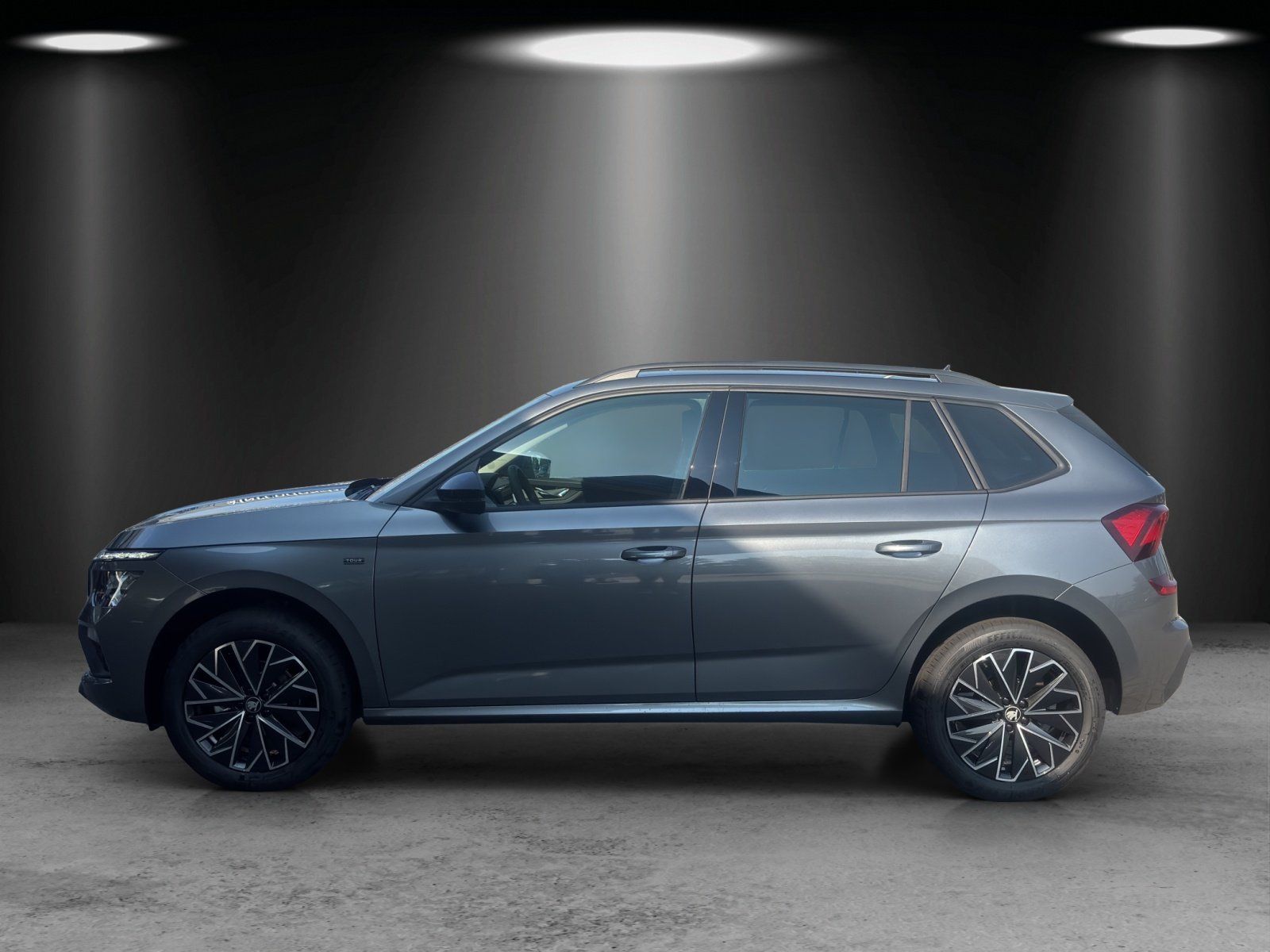 Fahrzeugabbildung SKODA Kamiq Tour 1,0 TSI 85 kW DSG RFK/LED
