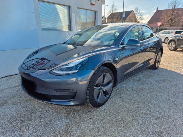 Tesla Model 3 Standard Range Plus RWD*Weißer Innenraum