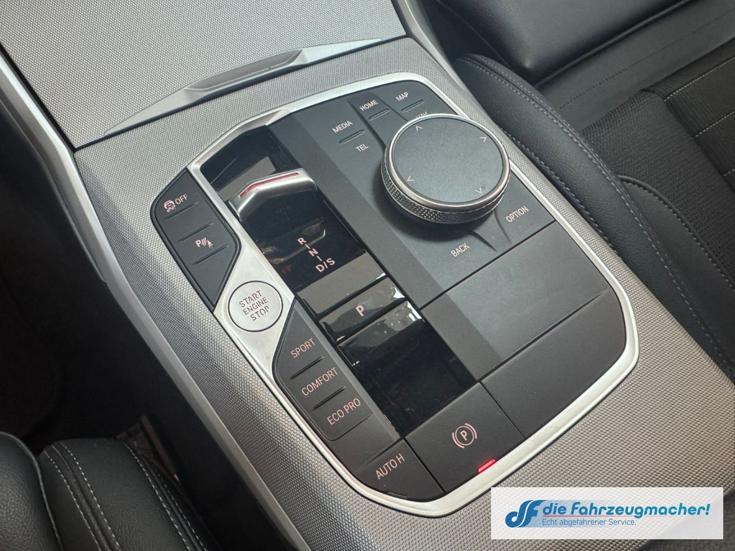 Fahrzeugabbildung BMW 320 d Touring Mild-Hybrid EU6d HUD Navi Digitale