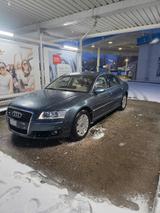 Audi A8 4.2L TDI tiptronic quattro - V8 - gebrauchte Audi A8 aus dem Jahr 2006