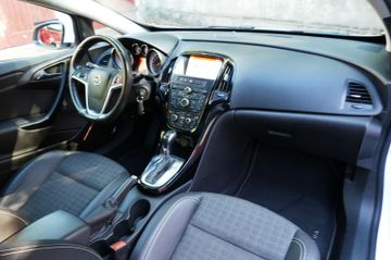 Fahrzeugabbildung Opel Astra J GTC
