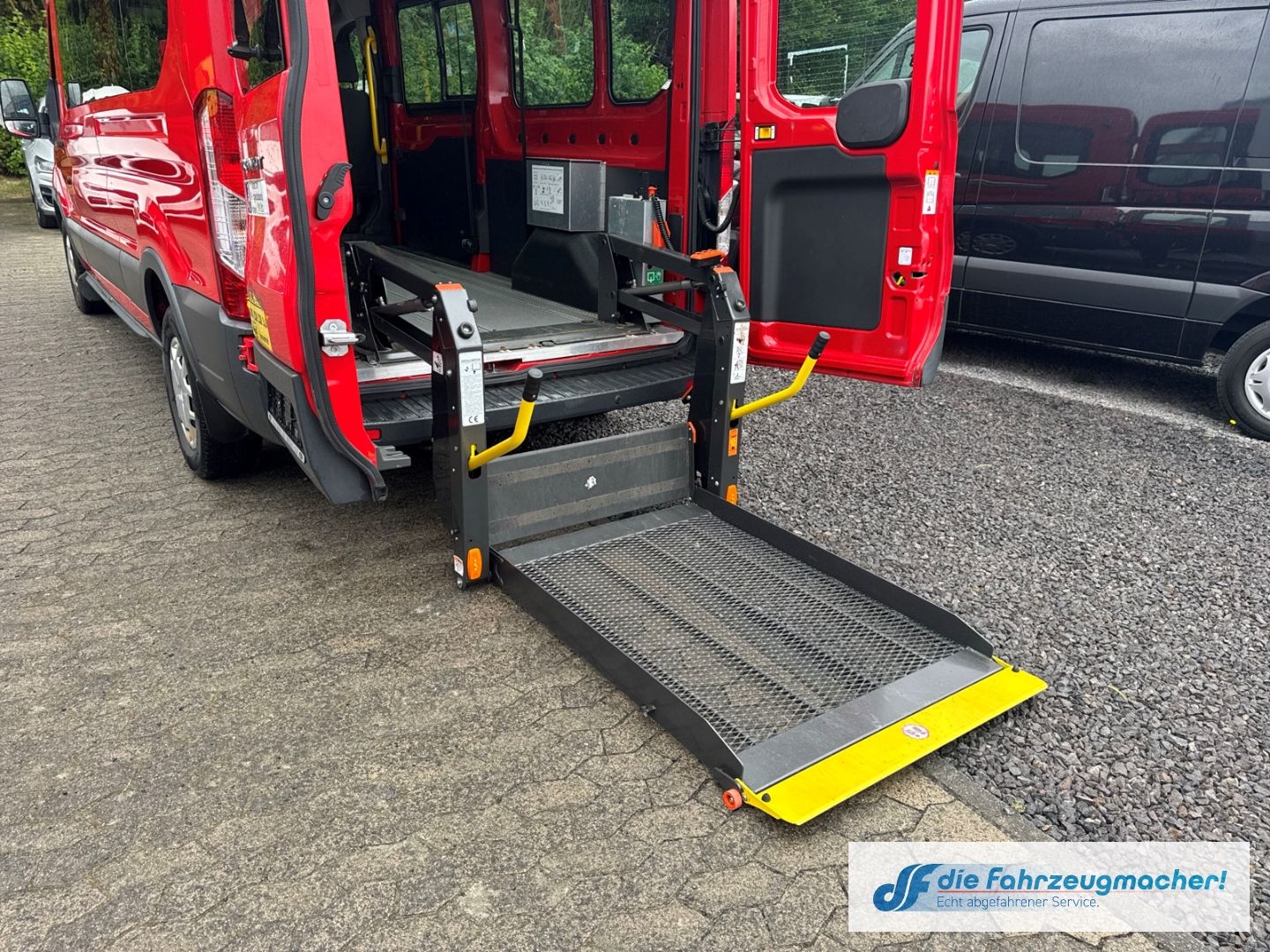 Fahrzeugabbildung Ford Transit Kombi 350 L3 Trend 2.2 TDCi DPF *2609 *K