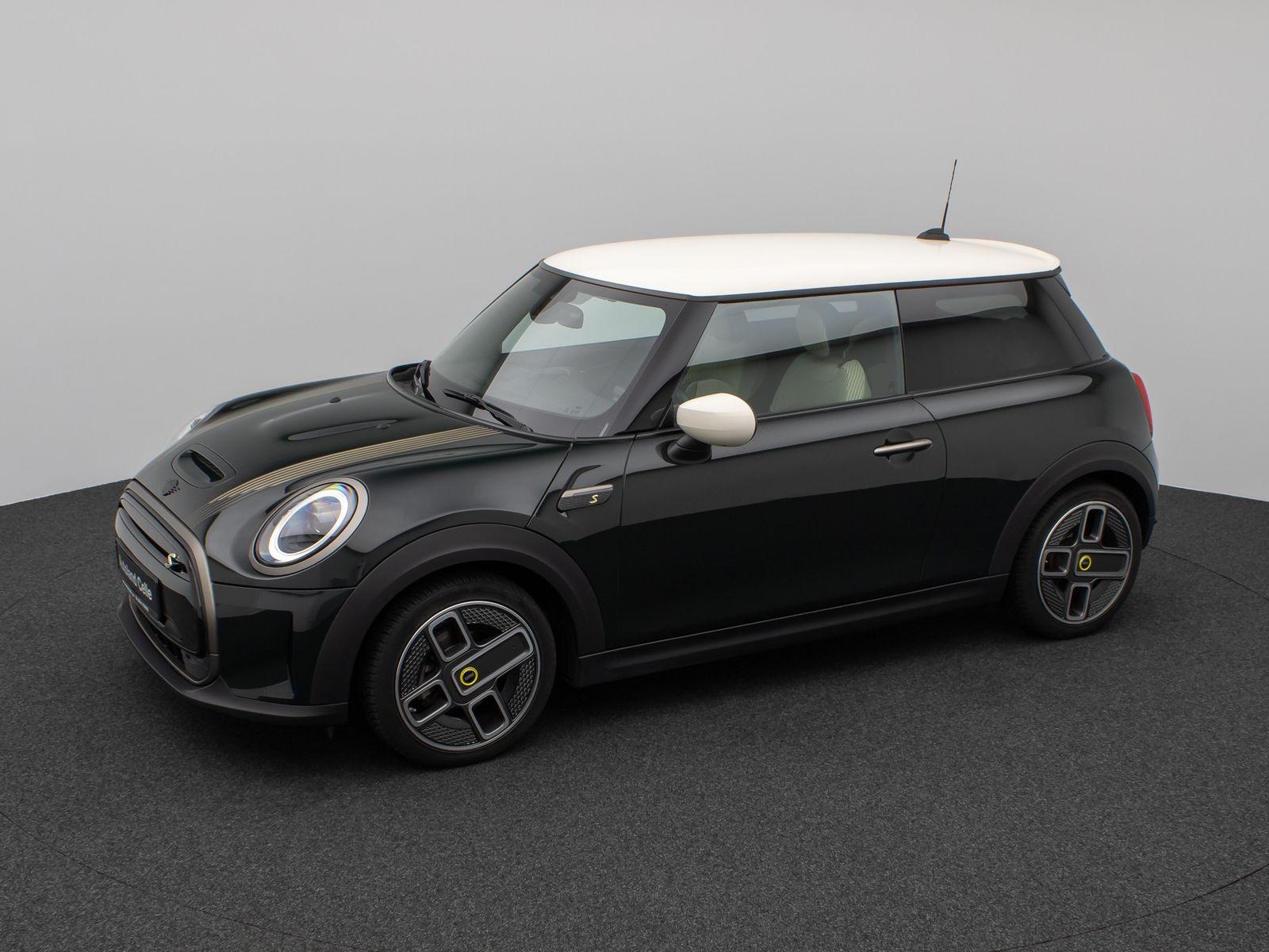Fahrzeugabbildung MINI COOPER SE Resolute Edition PDC hinten LED Navi