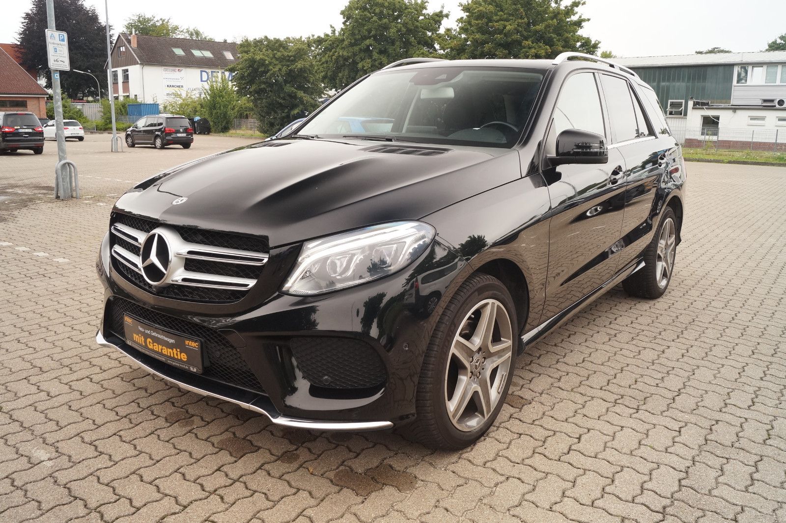 MERCEDES-BENZ GLE 350 4Matic AMG Rückfahrk. LED AHK Voll. Serv