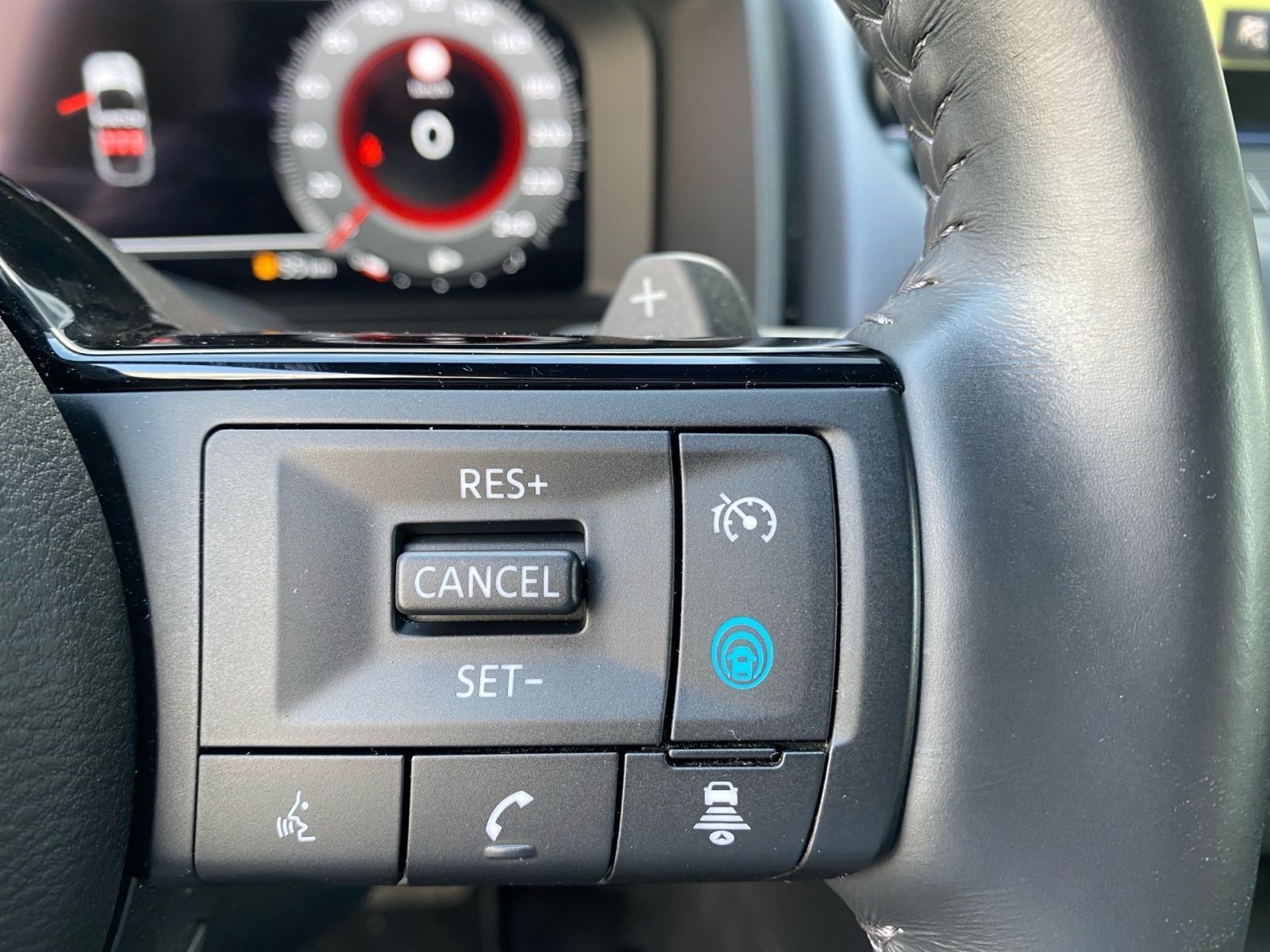 Fahrzeugabbildung Nissan Qashqai 1.3 DIG-T Automatik Tekna+ *Bose*Massage