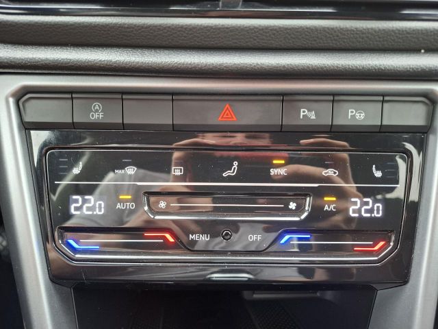 T-ROC 1.5 TSI DSG LIFE AZV+LED+ACC+NAVI+APP