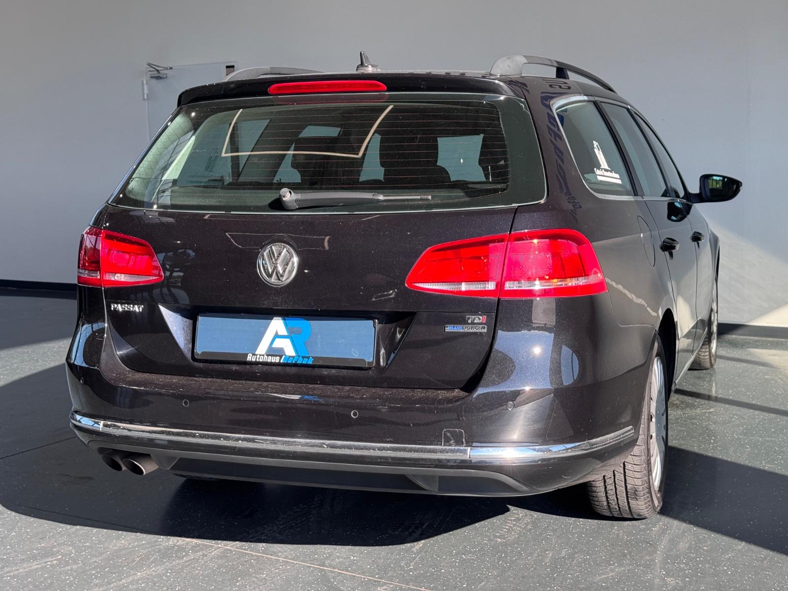 Volkswagen Passat 2010 — photo 7