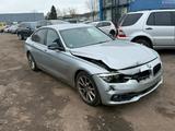 BMW 318 i Sport Line Shadow Automatik - silberne BMW 318