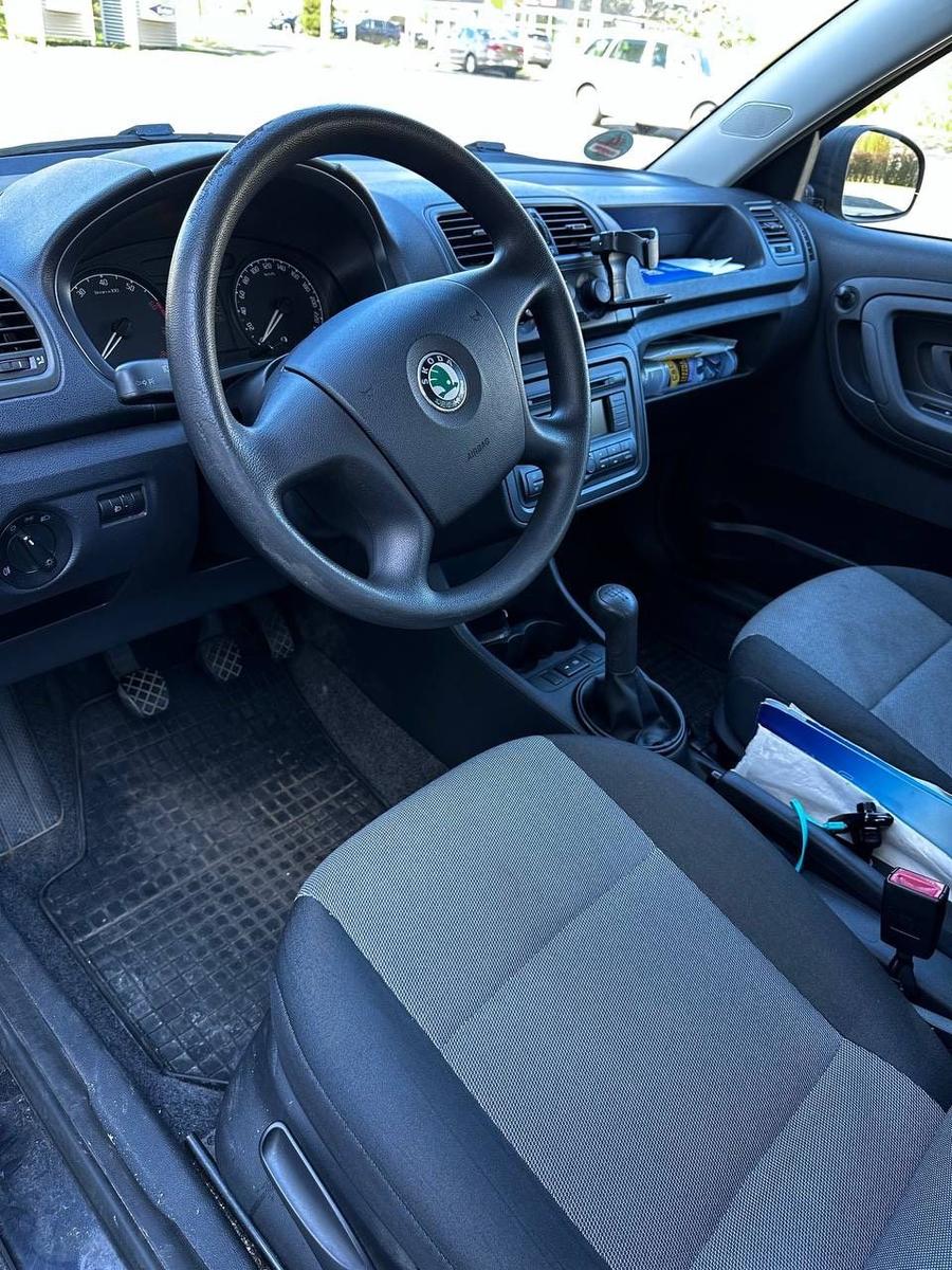 Skoda Fabia 2009 — photo 5
