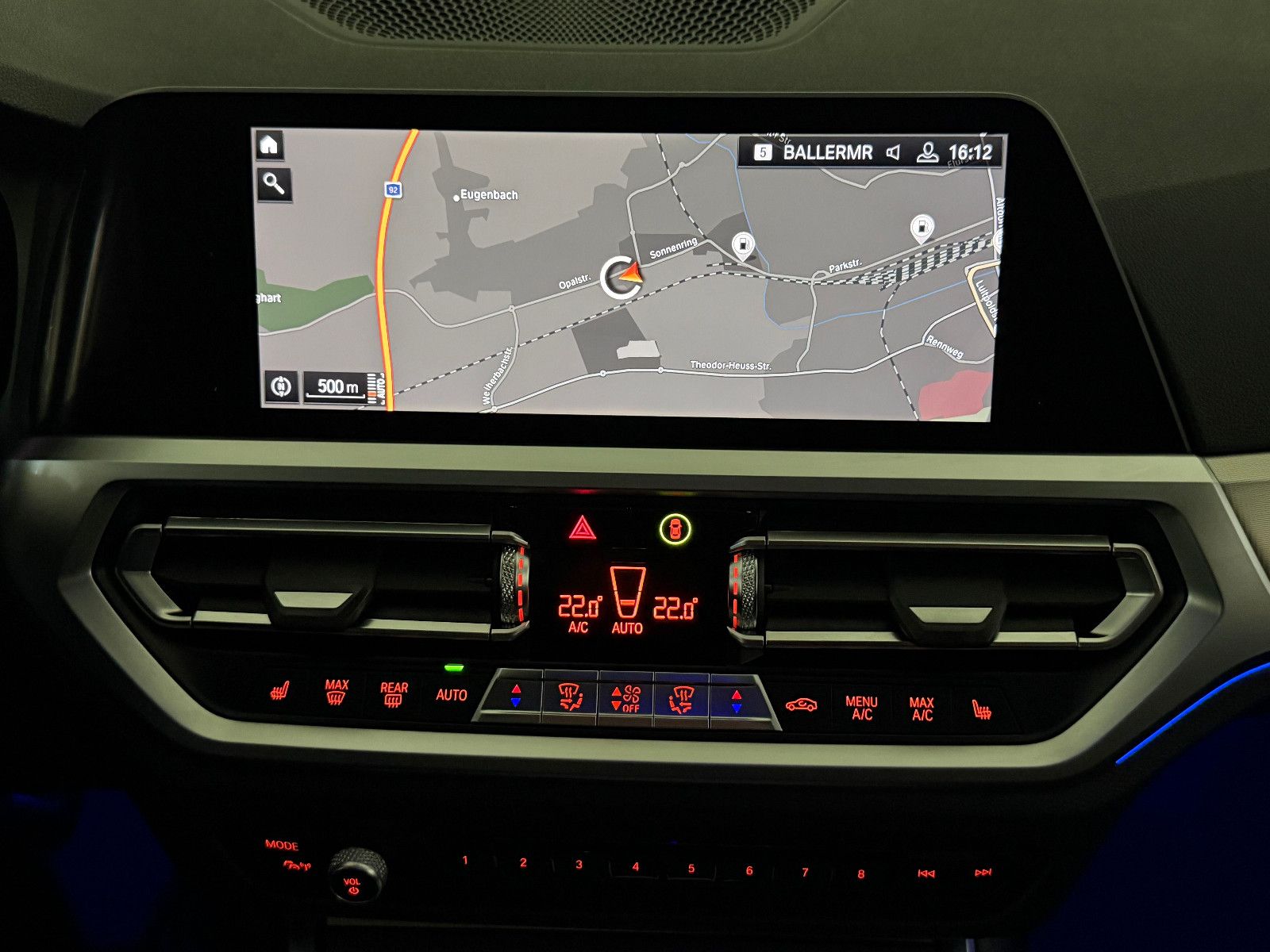 Fahrzeugabbildung BMW 330 i M SPORT/LED/DAB/VRTL COCKPIT/H&K/DE FZG