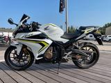 Honda CBR 500 R WEIß TERMIGNONI - Offers