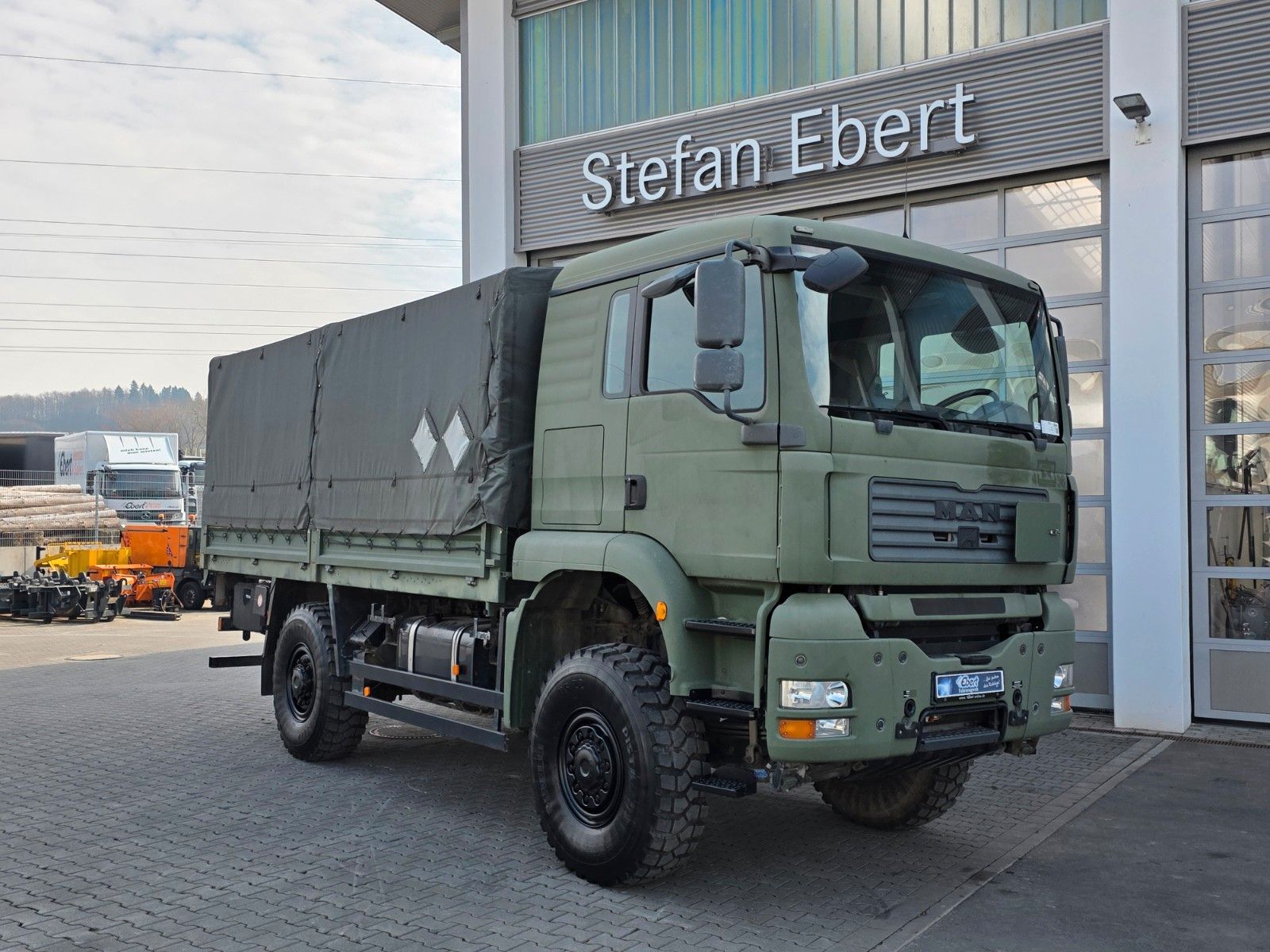 Fahrzeugabbildung MAN TGA 18.360 4x4 BB 3 Sitze Schalter Expedition