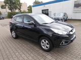 Hyundai ix35 Style 2WD AHK abn., Allwetter, Teilleder - gebrauchte Hyundai ix35 aus dem Jahr 2010