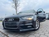 Audi A4 Avant Attraction Automatik 2.0 TDI*ALU*NAVI* - Audi A4 aus 2012: TDI