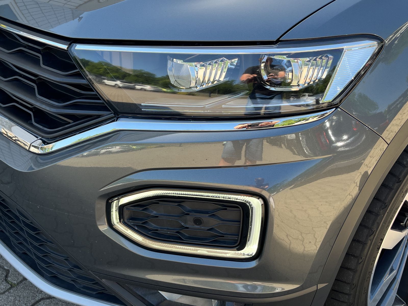 Fahrzeugabbildung Volkswagen T-Roc Sport*LED*ViCo*SHZ*NAVI*Kamera*PDC*19"**