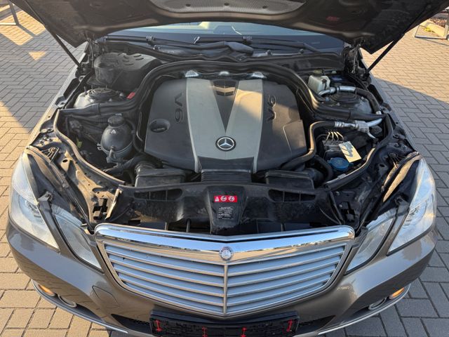 Mercedes-Benz E 300 Limousine CDI BlueEfficiency