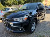 Mitsubishi ASX Edition 100+ 2WD Klima Navi Xenon Alu 48tkm! - Mitsubishi ASX: Schwarz