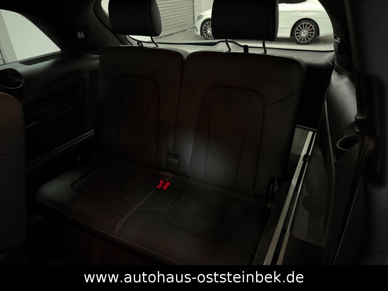 Audi Q7 3.0 TDI QUATTRO/S-LINE/V12-PAKET/7-SITZER/AHK