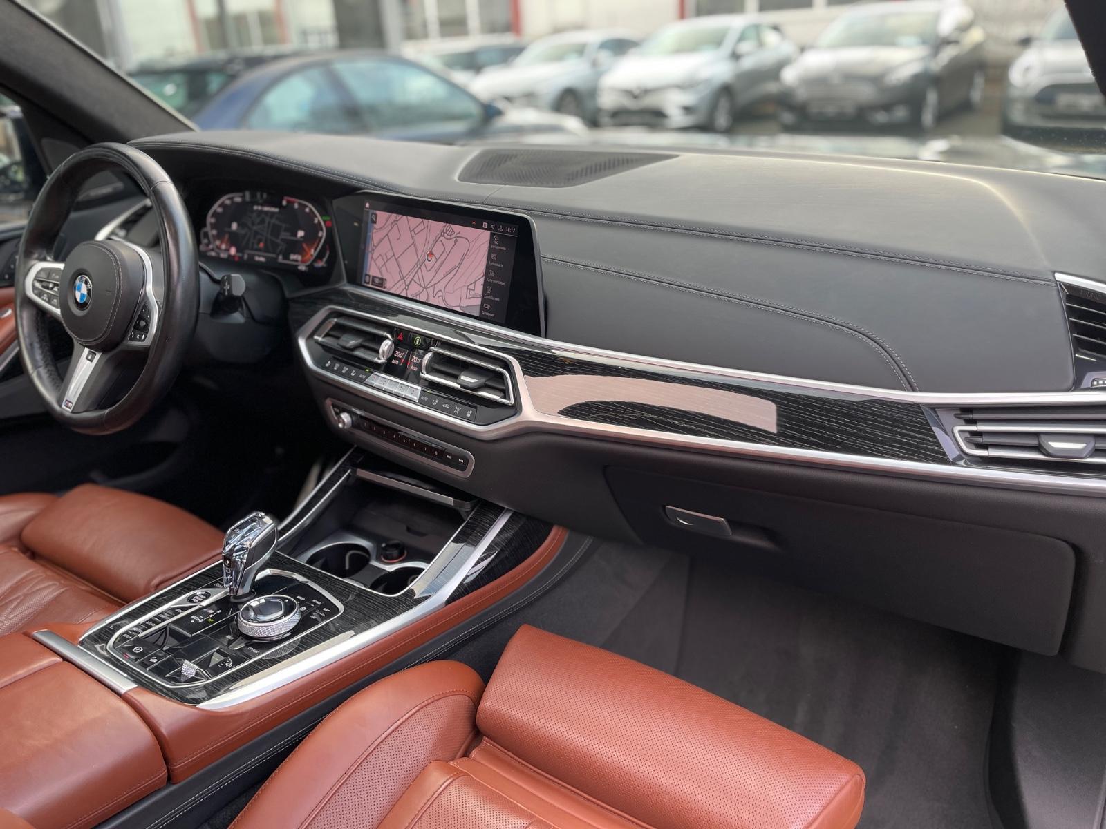 BMW X7 M50d VOLL/SKY LOUNGE/6-SITZE/ASSIST/MASSAGE