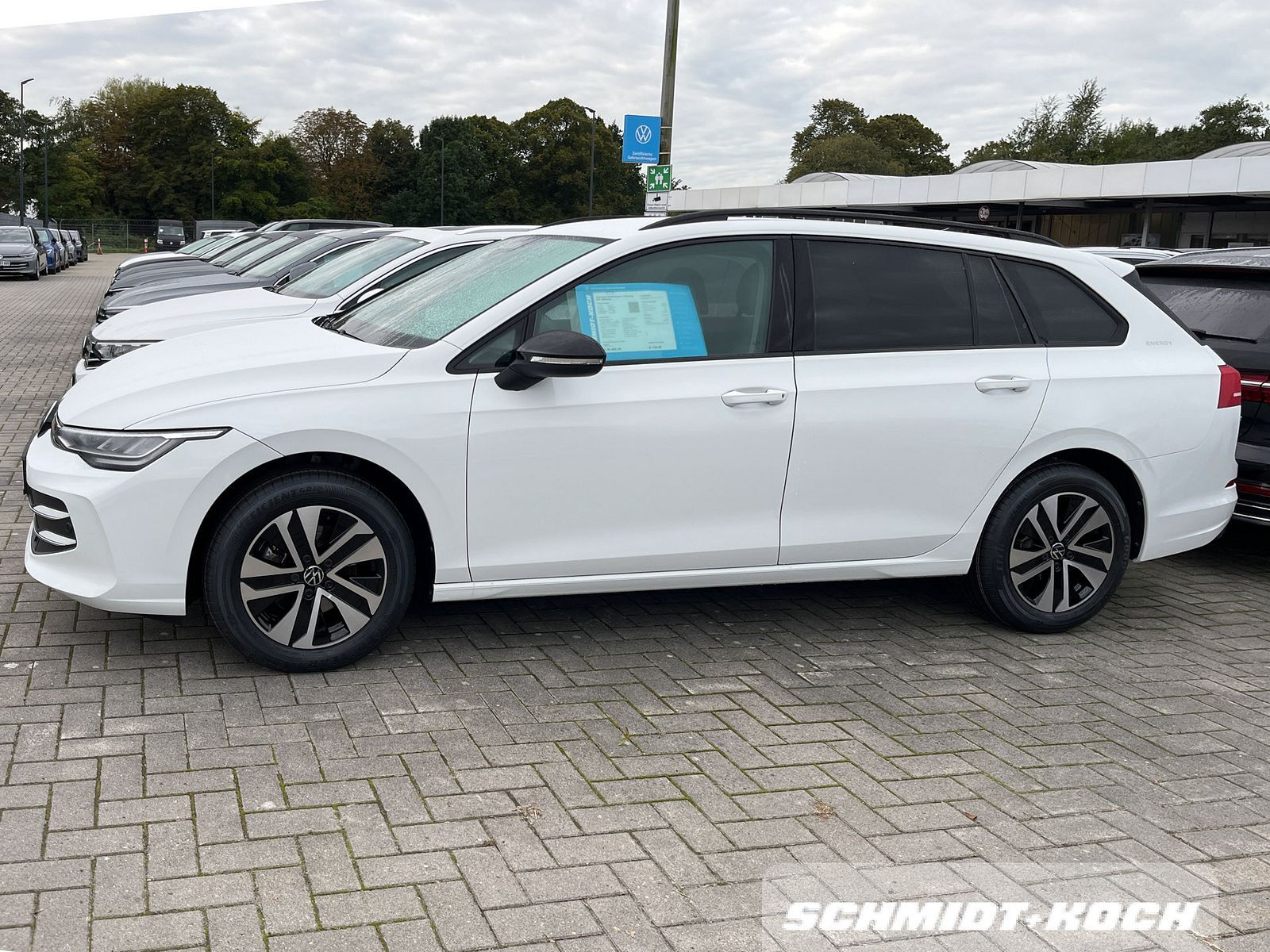 Volkswagen Golf VIII Variant 1.5 TSI Energy RFK Sitzheizun foto 4