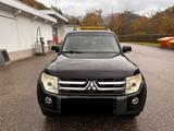 Mitsubishi Pajero V80 3,2 DI-D Instyle Automatik Instyle - gebrauchte Mitsubishi Pajero aus dem Jahr 2007