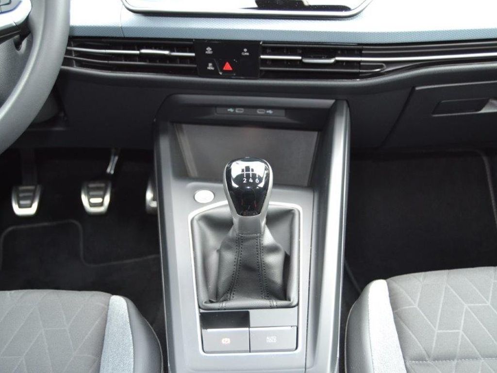 Golf VIII Variant 1.5 TSI 150 PS Goal AHK/LED-PL
