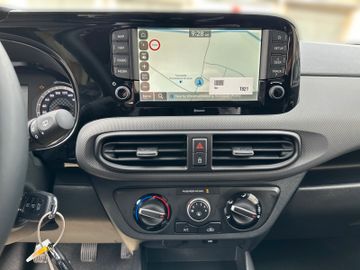 Hyundai i10 1.0 CONNECT & GO - NAVI - SOFORT