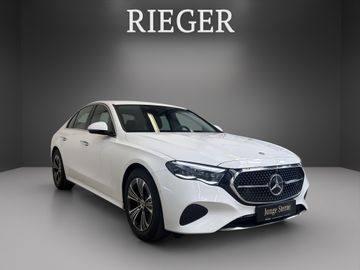 Mercedes E 200 - 3