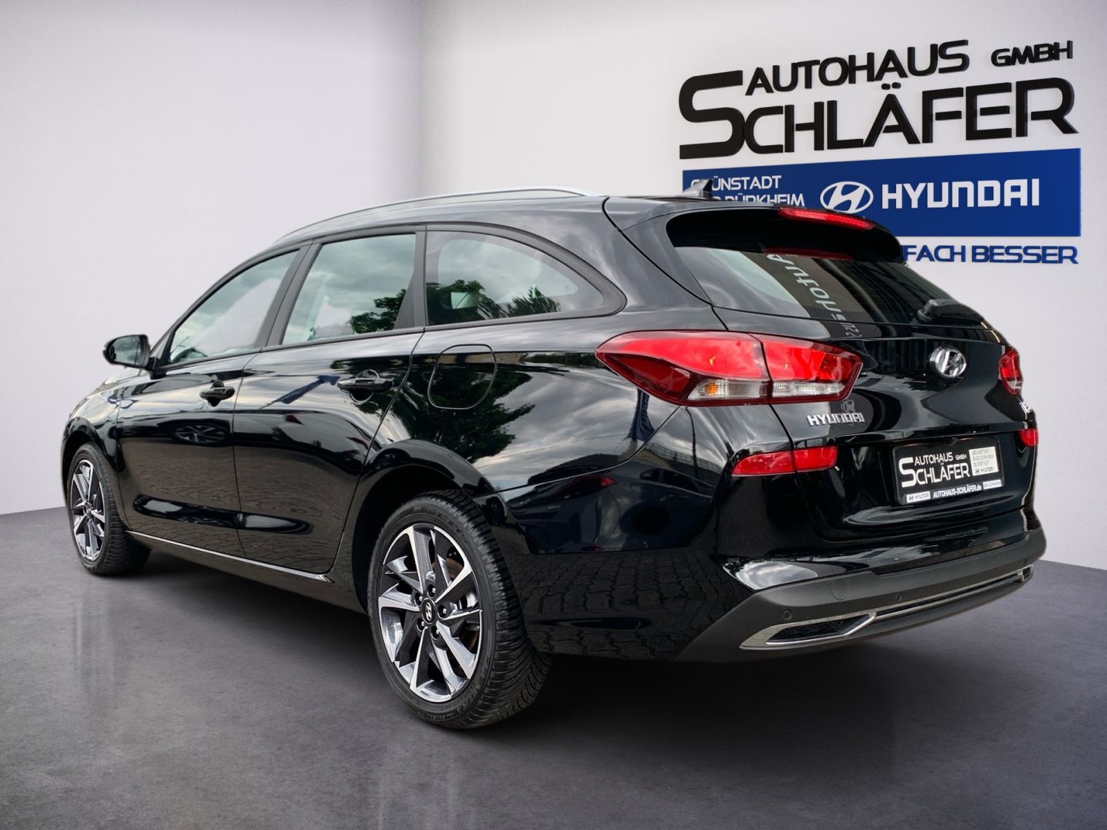 Fahrzeugabbildung Hyundai i30 Kombi 1.0 T-GDI 7-DCT Trend Mild-Hybrid Navi